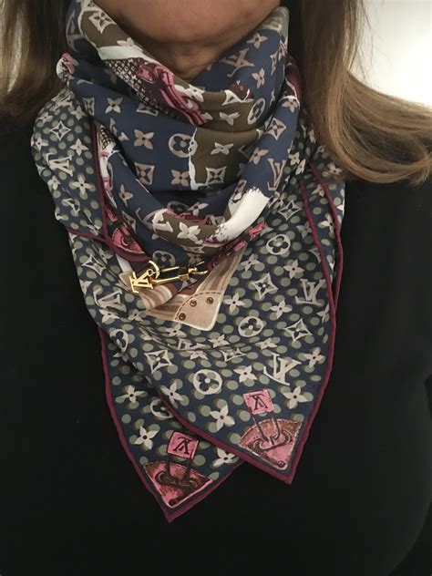 louis vuitton printed scarves